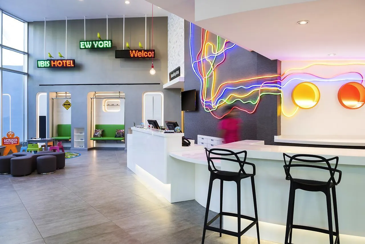 Ibis Styles New York Laguardia Airport Hotel