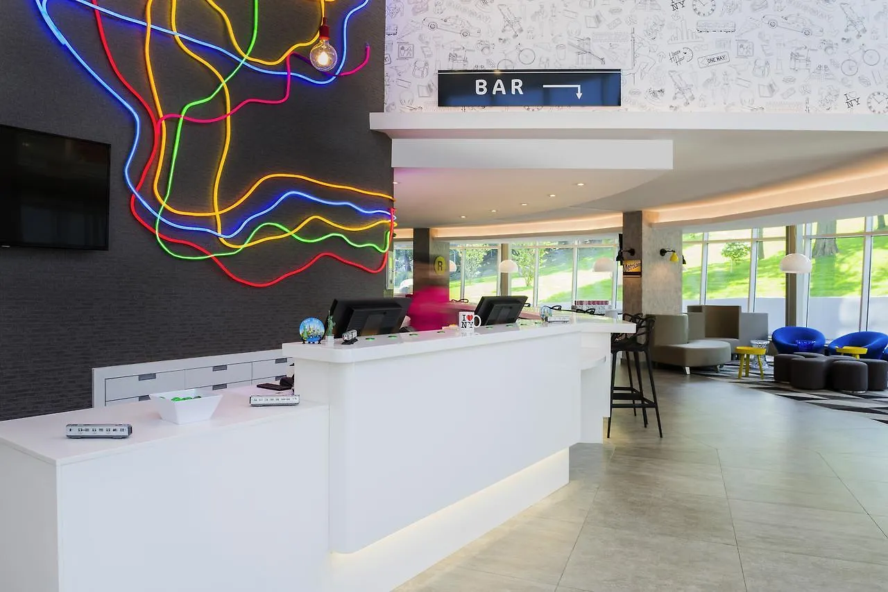 Ibis Styles New York Laguardia Airport contacts