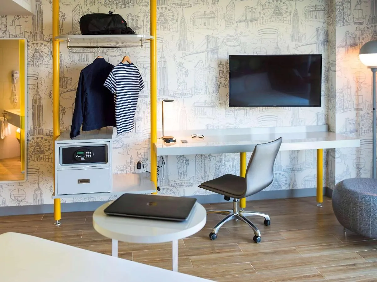 Ibis Styles New York Laguardia Airport Hotel 2*,  United States